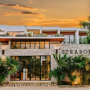 4* Hotel The Strabon